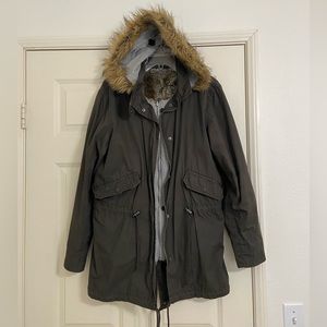 Express Convertible Utility Jacket with Faux Fur Vest and Hood size S